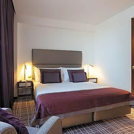 Neya Hotel