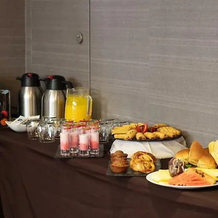 Otel Neya 4*